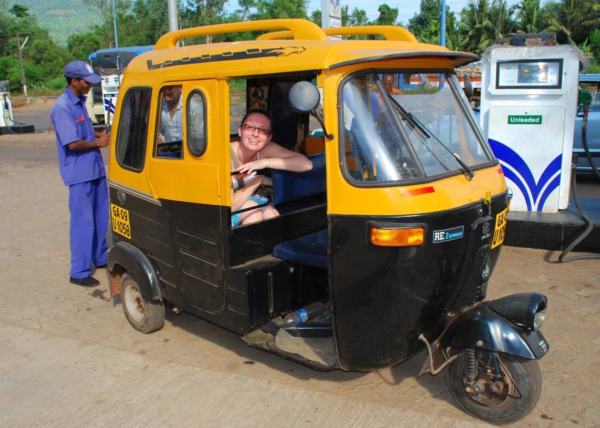 Популярный транспорт в Гоа такси